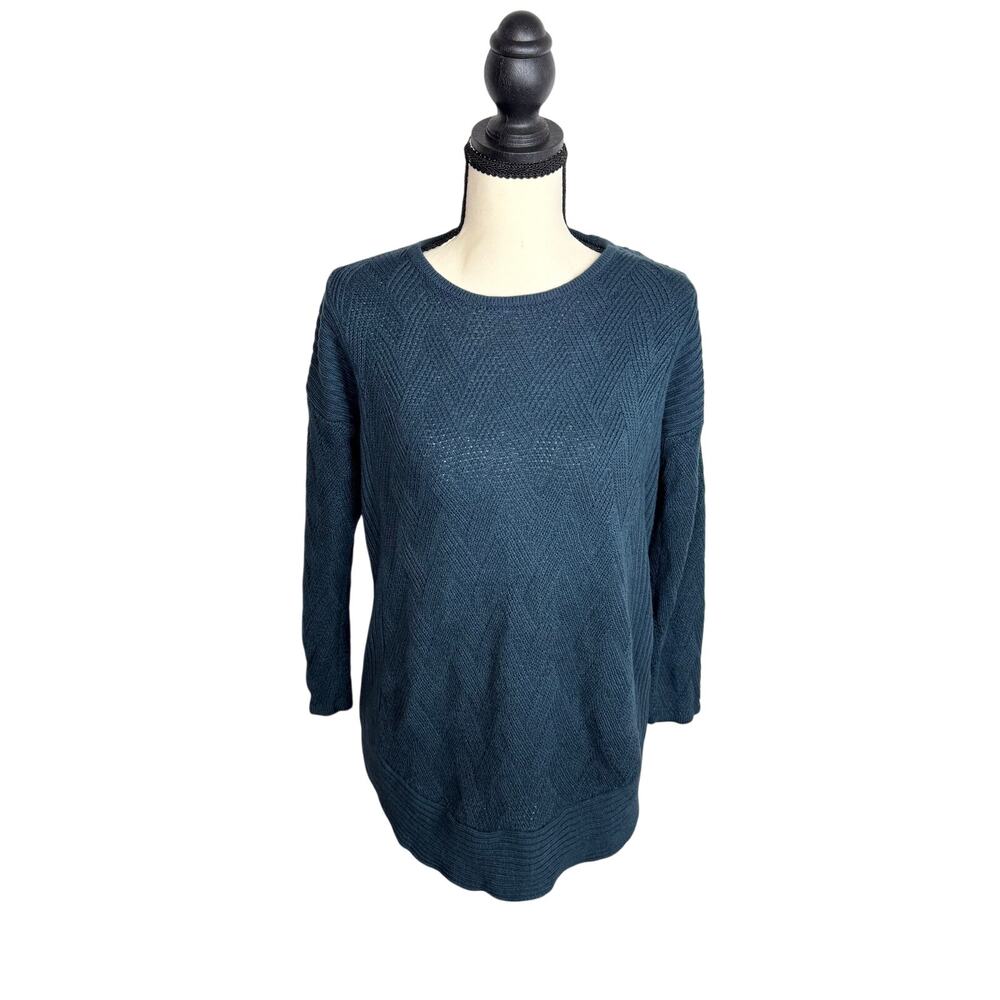 Lee Blue Knit Sweater Size M Textured Crewneck Cozy Minimalist